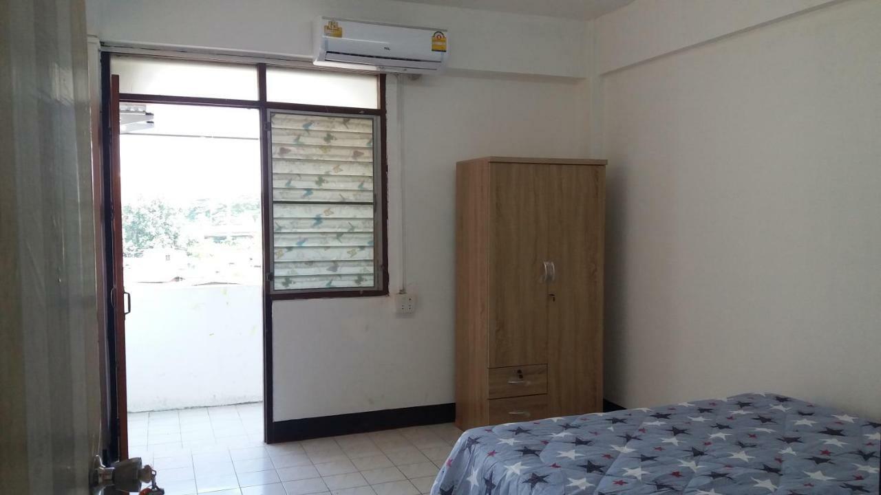 Natcha Place Thammasat Rangsit Bangkok Esterno foto
