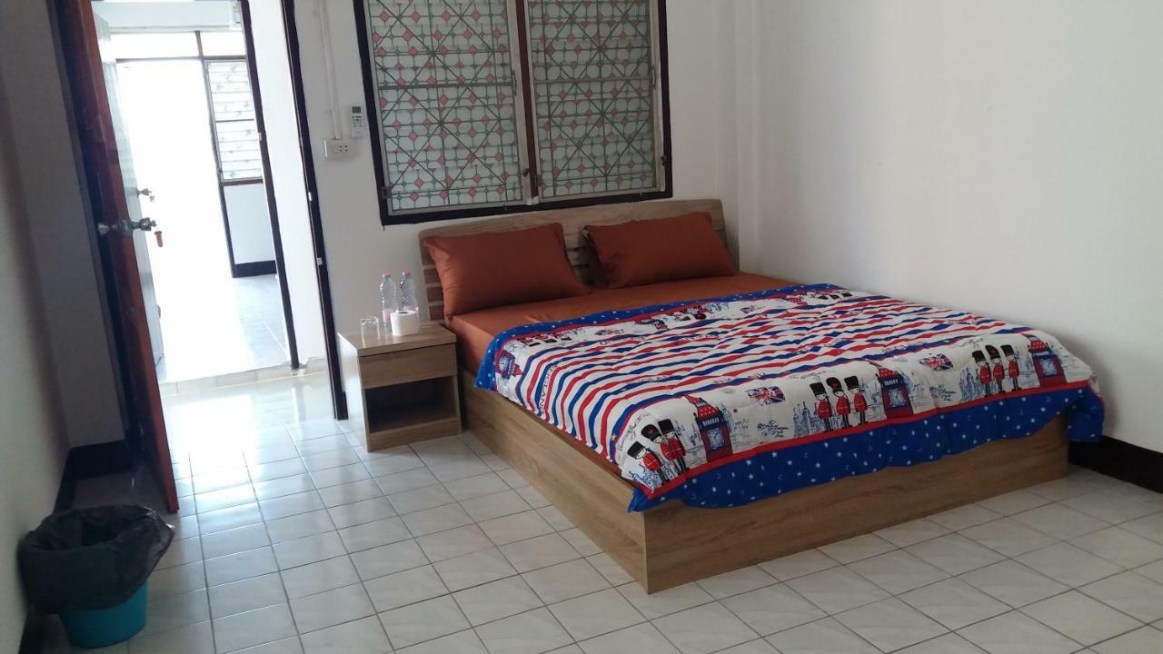 Natcha Place Thammasat Rangsit Bangkok Esterno foto