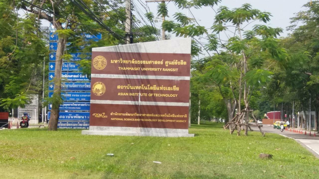 Natcha Place Thammasat Rangsit Bangkok Esterno foto
